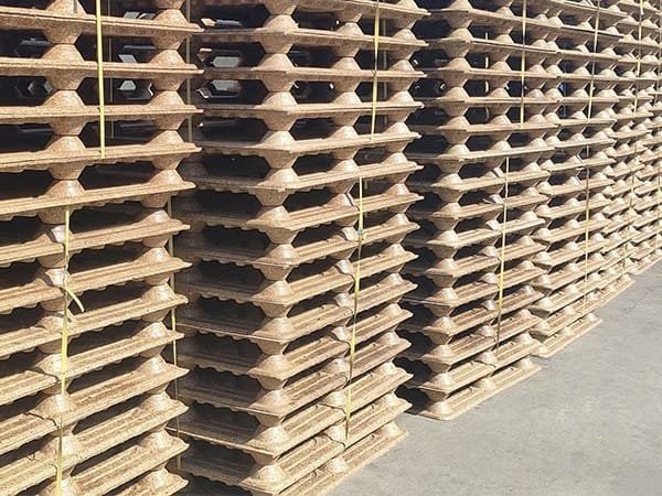 double deck pallet stacking together