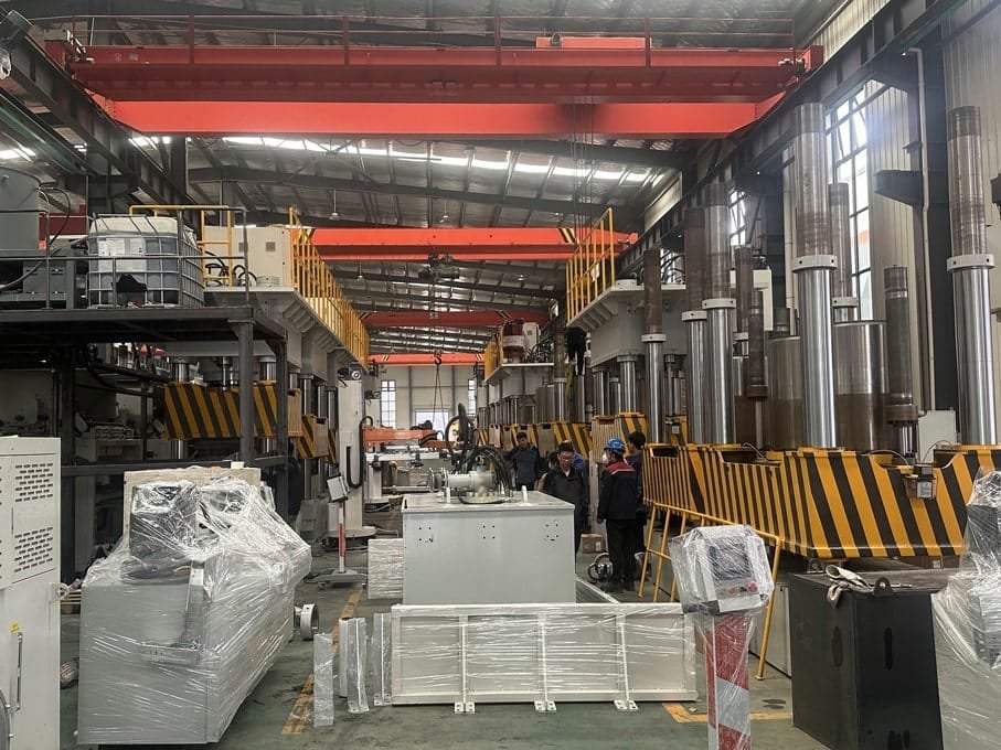 machine dismantled and packing for delivery