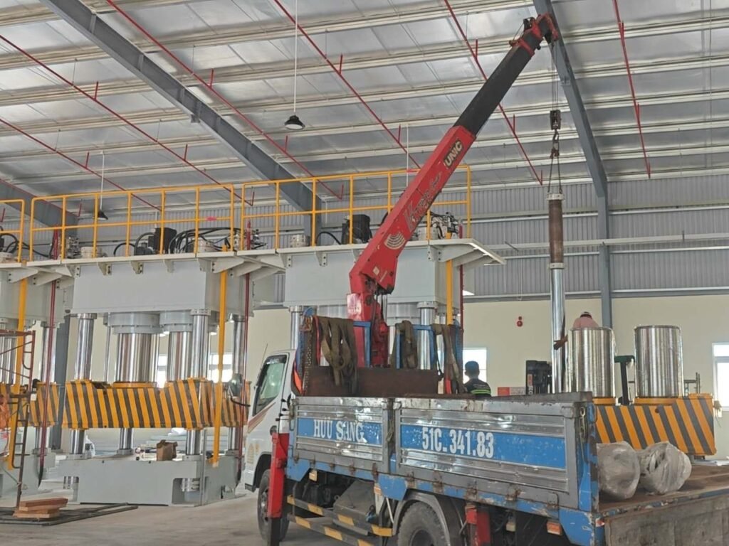 presswood pallet machine with 3000 tons pressure installation site