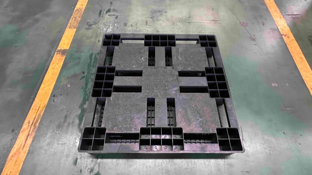 Recycled plastic pallet made from recycled PP by ZK-1800 Plastic pallet molding machine